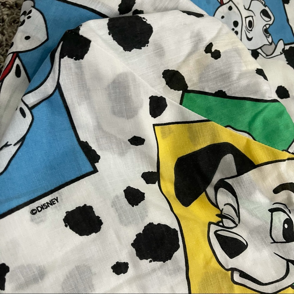 101 Dalmatians twin flat and bedsheet - Picture 2 of 4